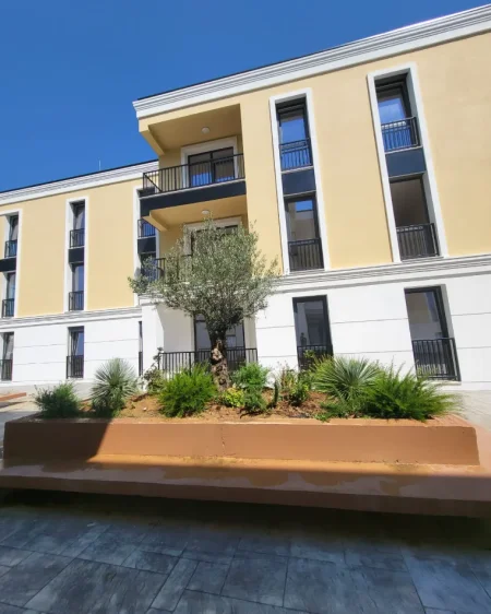 Tirane, shitet apartament 1+1+Ballkon Kati 0, 63 m² 127.460 € (Sauk I Vjeter)