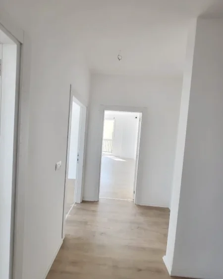 Tirane, shitet apartament 2+1+Ballkon Kati 2, 85 m² 170.320 € (Sauk I Vjeter)