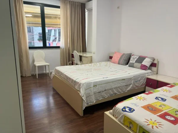 Tirane, jepet me qera apartament 1+1 Kati 1, 50 m² 500 € (WEST143437)