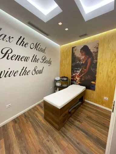 Tirane, jepet me qera ambjent biznesi Kati 0, 240 m² 2.000 € (rruga don bosko , jordan misja , bulevardi i ri)