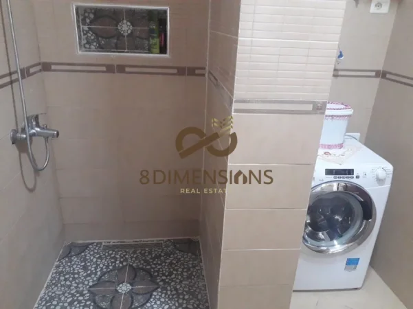 Tirane, shitet apartament 2+1+Ballkon Kati 7, 91 m² 230.000 € (pallati me shigjeta)