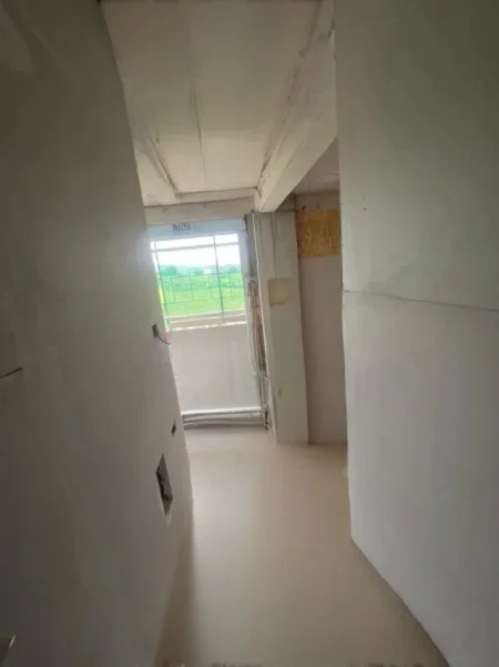 Tirane, shitet apartament 2+1+Ballkon Kati 6, 108 m² 172.800 € (Kompleksi Bengas, Porcelan)