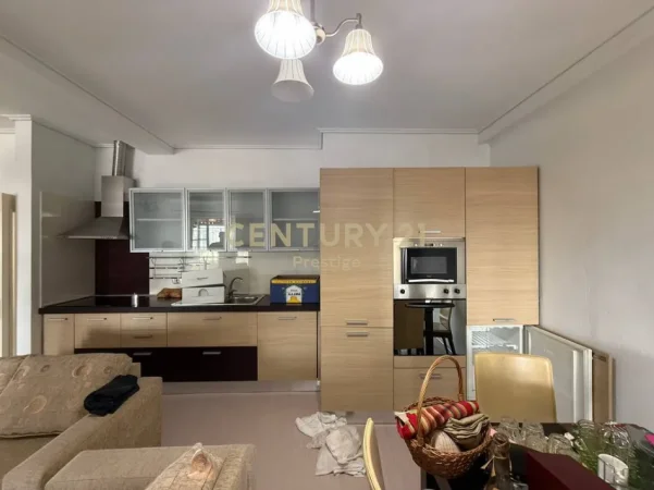 Tirane, shitet apartament 2+1+Ballkon Kati 5, 119 m² 210.000 € (Rruga Ali Visha)