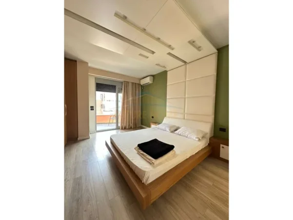 Tirane, shitet apartament 2+1+Ballkon , 85 m² 195.000 € 