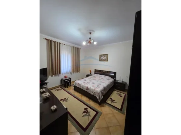 Tirane, shitet Vile , 395.000 € 