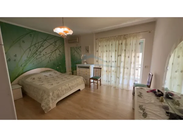 Tirane, jepet me qera apartament 2+1+2 Kati 9, 119 m² 800 € (RRUGA E ELBASANIT)