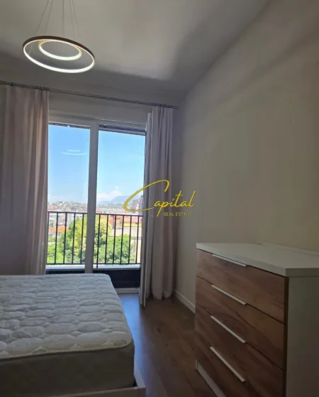 Tirane, jepet me qera apartament 1+1 Kati 3, 64 m² 530 € (5 MAJI)