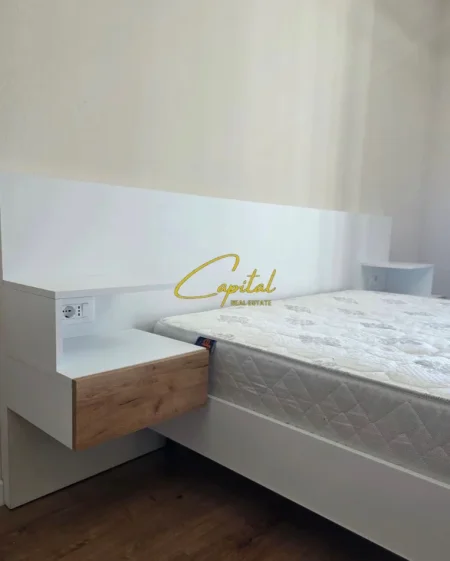 Tirane, jepet me qera apartament 1+1 Kati 3, 64 m² 530 € (5 MAJI)