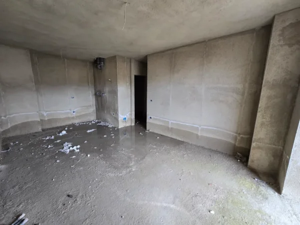 Tirane, shitet apartament 1+1 Kati 2, 81 m² (rruga dritan hoxha)