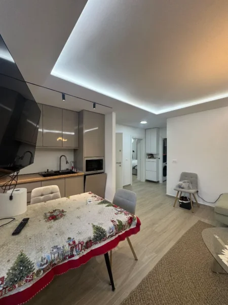 Tirane, shitet apartament 2+1 Kati 2, 76 m² 18.850.000 LEKE (BRRYL,TIRANE)