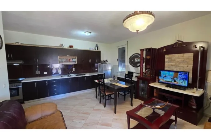 Tirane, shitet apartament 2+1 Kati 0, 87 m² 150.000 € (prane Spitalit Amerikan 3 - Rruga Misto Mame, Tiranë)
