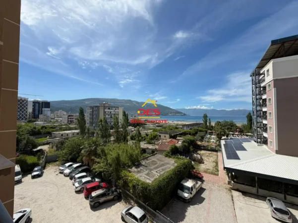 Vlore, shitet apartament 2+1+Ballkon Kati 3, 88 m² (Rruga Sazani)
