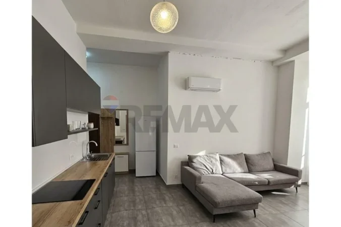 Tirane, shitet apartament 2+1 Kati 0, 76 m² 190.000 € (Kompleksi Kontakt, Tiranë)