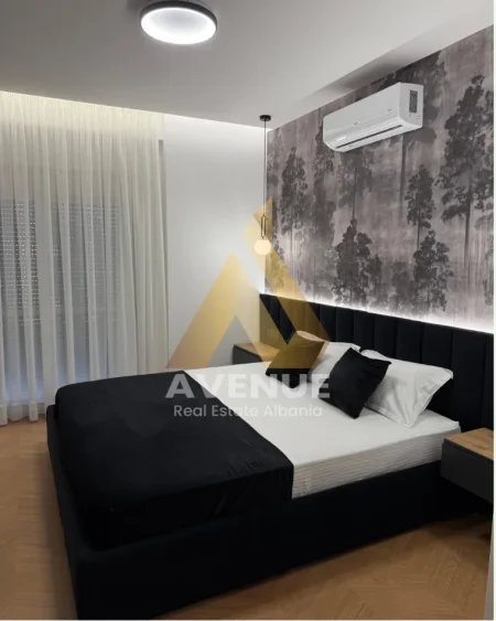 Tirane, jepet me qera apartament 1+1+Ballkon Kati 1, 70 m² 750 € (Liqeni artificial)