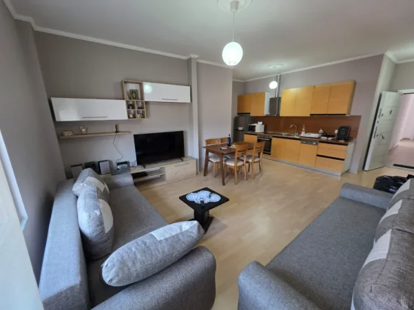 Tirane, Shiten 2 apartamente Kati 8, 111 m² 160.000 € (Yzberisht prane pasticeri Nela)