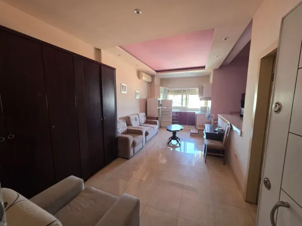 Tirane, Shiten 2 apartamente Kati 8, 111 m² 160.000 € (Yzberisht prane pasticeri Nela)