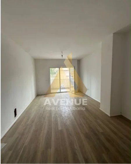 Tirane, shitet apartament 1+1+Ballkon Kati 1, 73 m² 130.000 € (Dritan hoxha)
