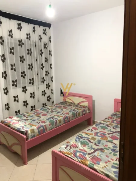 Tirane, jepet me qera apartament 3+1 Kati 3, 112 m² 550 € (ASTIR)