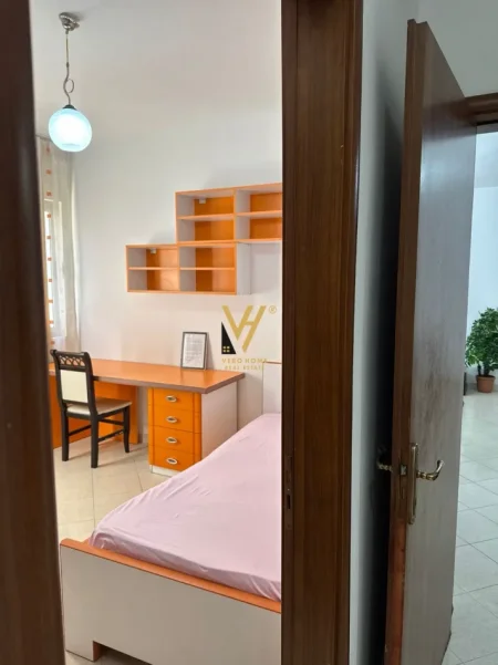 Tirane, jepet me qera apartament 3+1 Kati 3, 112 m² 550 € (ASTIR)