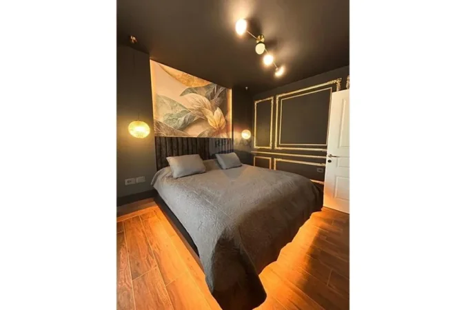 Korce, shitet apartament 1+1+Ballkon Kati 2, 62 m² 95.000 € (Bulevardi)