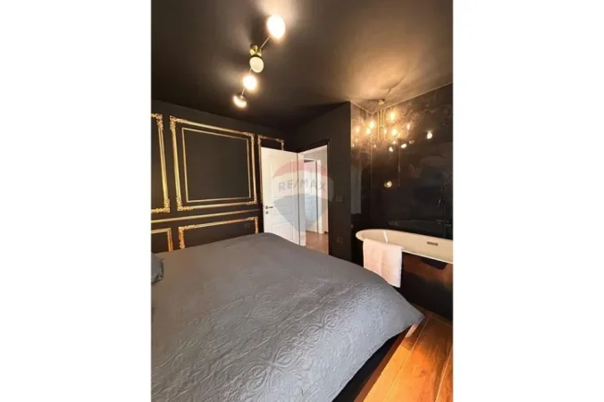 Korce, shitet apartament 1+1+Ballkon Kati 2, 62 m² 95.000 € (Bulevardi)