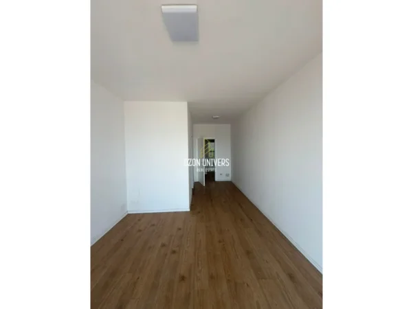 Tirane, jepet me qera apartament 3+1 Kati 5, 160 m² 1.700 € (përfshirë administrimin (Rruga Mine Peza)