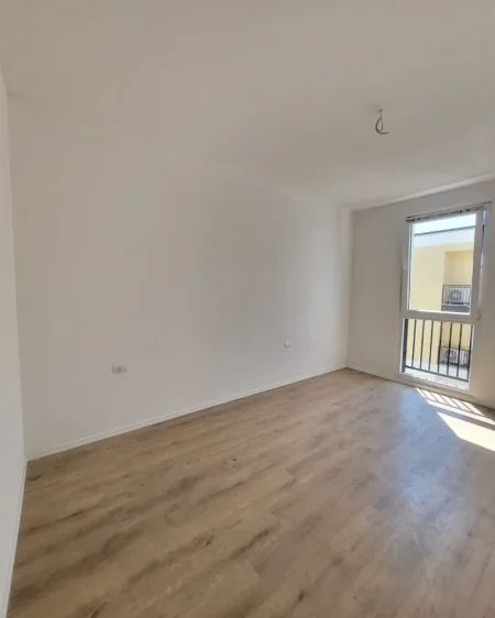 Tirane, shitet apartament 2+1 Kati 2, 77 m² 154.100 € (SAUKU VJETER)