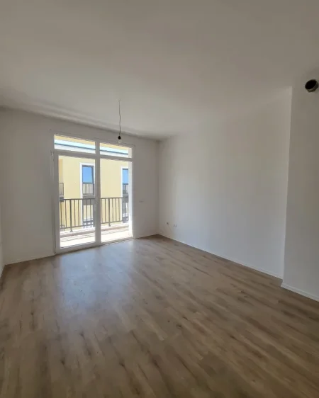Tirane, shitet apartament 2+1 Kati 2, 77 m² 154.100 € (SAUKU VJETER)