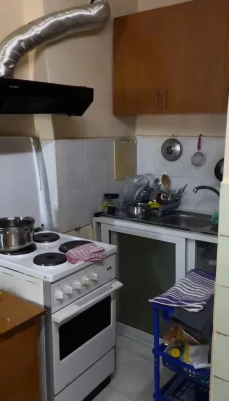 Tirane, jepet me qera apartament 1+1 Kati 5, 65 m² 450 € (Blloku)