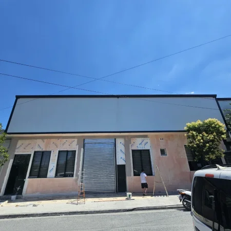 Tirane, jepet me qera ambjent biznesi Kati 0, 130 m² 800 € (QTU)