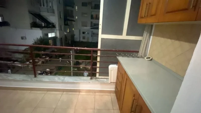 Tirane, jepet me qera apartament 2+1 Kati 2, 85 m² 520 € (Yzberisht)
