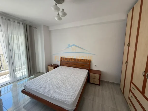 Tirane, jepet me qera apartament 1+1 Kati 3, 73 m² 650 € (ZOGU I ZI)