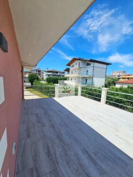 Jepet me qera Vile Vile 2 Katshe , 800 m² (shenovlash)