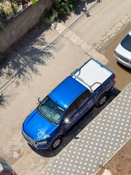 Tirane, shitet makine Ford Ranger XLT Nafte, blu manuale 18.700 €