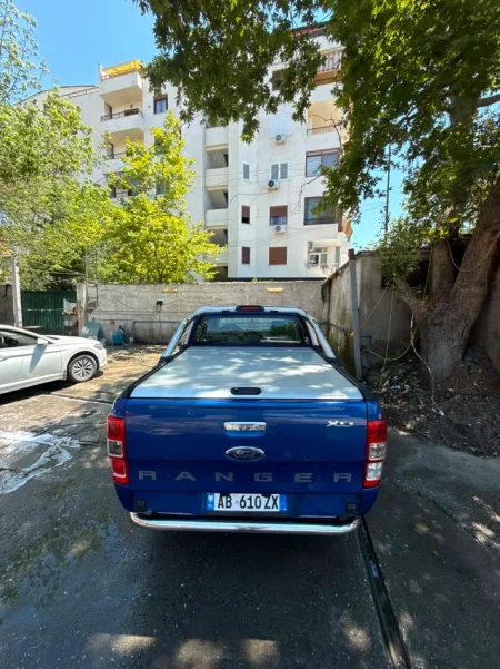 Tirane, shitet makine Ford Ranger XLT Nafte, blu manuale 18.700 €
