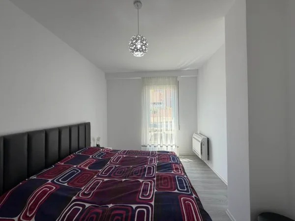 Tirane, jepet me qera nga Pronari, pa-komision apartament 1+1 Kati 2, 65 m² 700 €