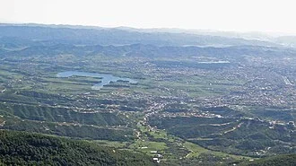 Tirane, shitet toke , 11.000 m² 1.650.000 € (Farke)