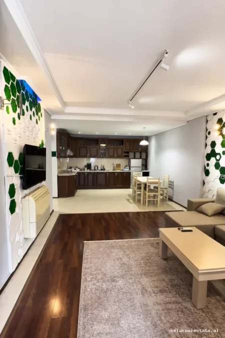 Tirane, jepet me qera apartament 2+1 Kati 9, 100 m² 900 € (blloku)