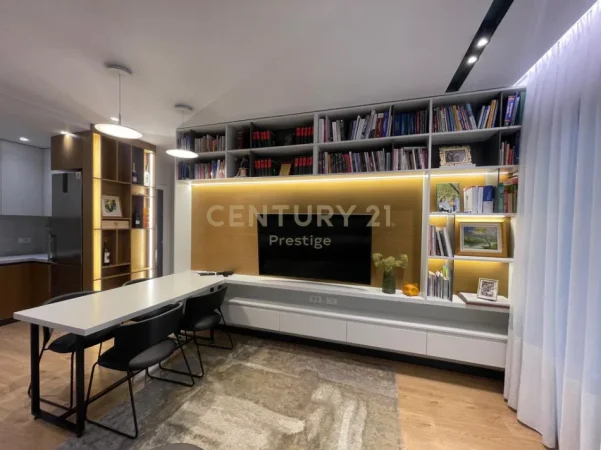 Shqiperi, jepet me qera apartament 2+1+Aneks+Ballkon Kati 4, 105 m² 1.200 € 
