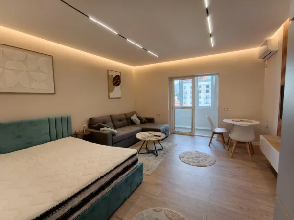 Tirane, jap me qera apartament 1+1 Kati 4, 40 m² (Rruga e Barrikadave)