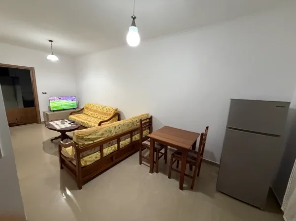 Shqiperi, jepet me qera apartament 1+1+Ballkon Kati 3, 60 m² 450 € (Rruga:Mihal Grameno)