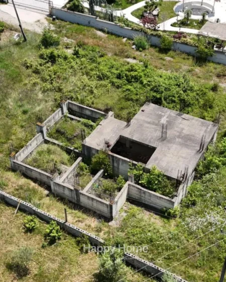 Tirane, shes truall , 1.000 m² 170.000 € (Fustanella farm)