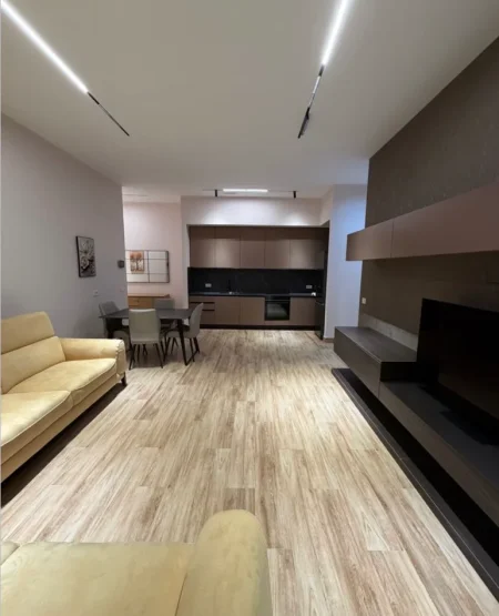 Tirane, jepet me qera apartament 1+1+Ballkon , 80 m² 95,000 ALL (Kompleksi Delijorgji, Tirane)