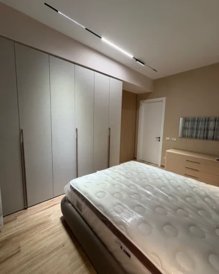 Tirane, jepet me qera apartament 1+1+Ballkon , 80 m² 95,000 ALL (Kompleksi Delijorgji, Tirane)