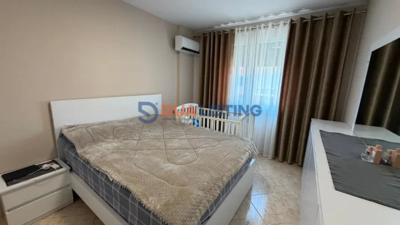 Tirane, jepet me qera apartament 2+1+Aneks+Ballkon Kati 9, 90 m² 750 € (rruga e kavajes , 21 dhjetori)