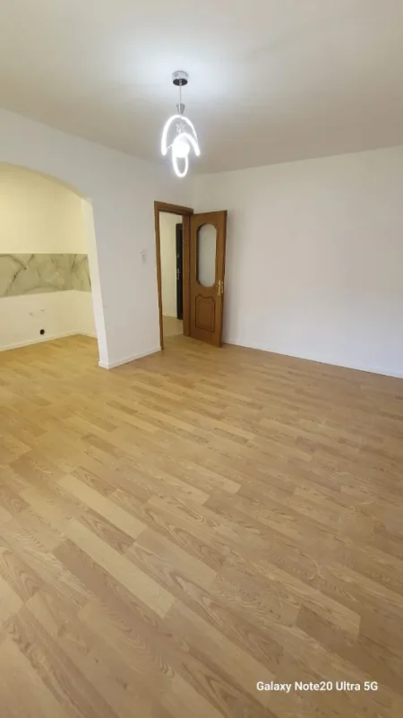 Kavaje, shitet apartament 1+1 Kati 2, 48.000 € (Shetitorja Kavaljon)