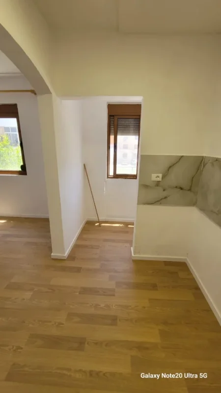 Kavaje, shitet apartament 1+1 Kati 2, 48.000 € (Shetitorja Kavaljon)