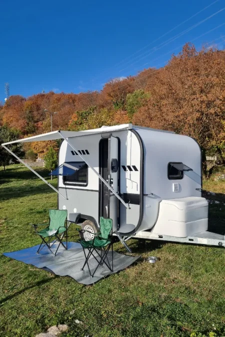 Tirane, shes Karavan/Rulot/Kamper i 2025 –Full Package 2.7m i gjate , 9.000 €