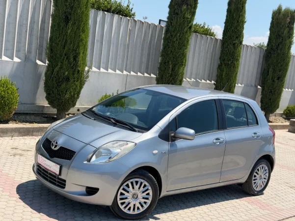TOYOTA YARIS 1.4 NAFTE 👉 Model 2007 👈 kambio AUTOMATIKE 4.650 Lek