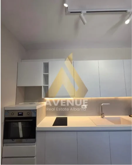 APARTAMENT 1+1 ME QERA  RRUGA 5 MAJI – REZIDENCA TIRANA UPTOWN, TIRANE